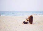 Cô gái truyền cảm hứng tập yoga qua những chuyến du lịch chia sẻ cách tập luyện